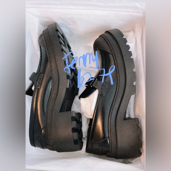 Dior Loafers - Picture 9 of 17